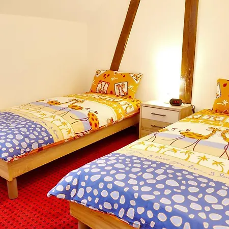 Ferienhaus-marina Otel *